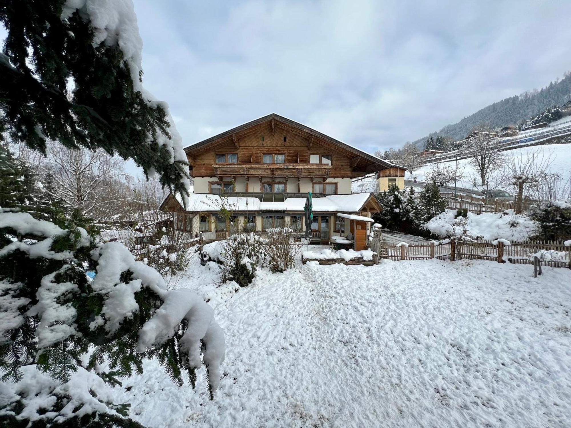 Hotel Forsthof Санкт-Йоганн-ім-Понгау Екстер'єр фото